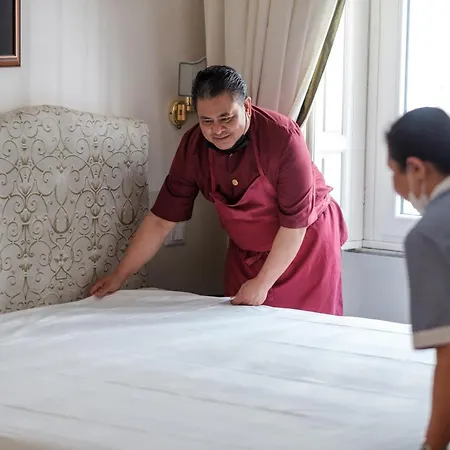 雷莱斯唐娜鲁斯西亚旅馆 罗马