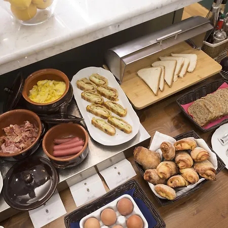 雷莱斯唐娜鲁斯西亚旅馆 4*