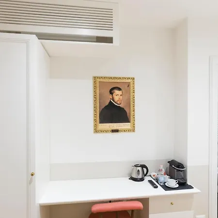 雷莱斯唐娜鲁斯西亚旅馆 罗马