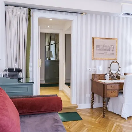 Relais Donna Lucrezia Guest house 2*