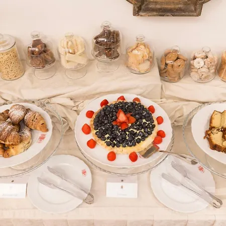 Relais Donna Lucrezia Guest house 2*