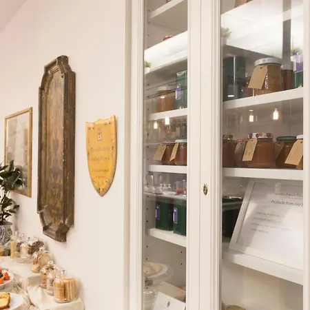 Relais Donna Lucrezia Penzion